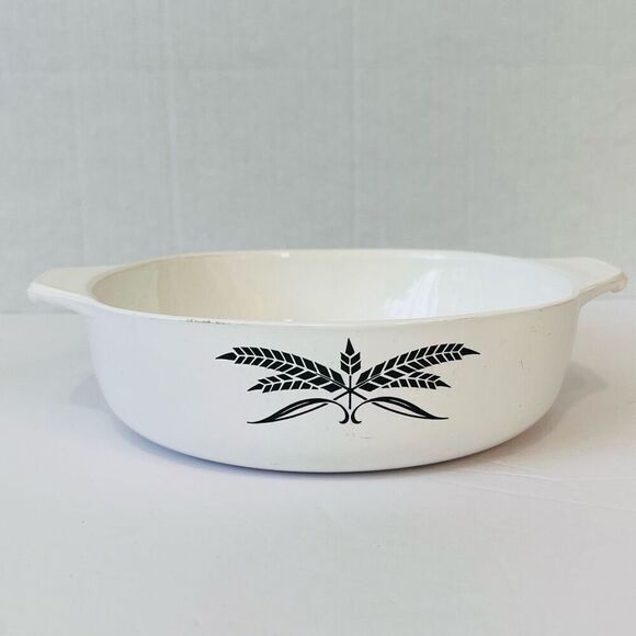 VTG Anchor Hocking Black Wheat Casserole Dish GUC - Picture 2 of 5